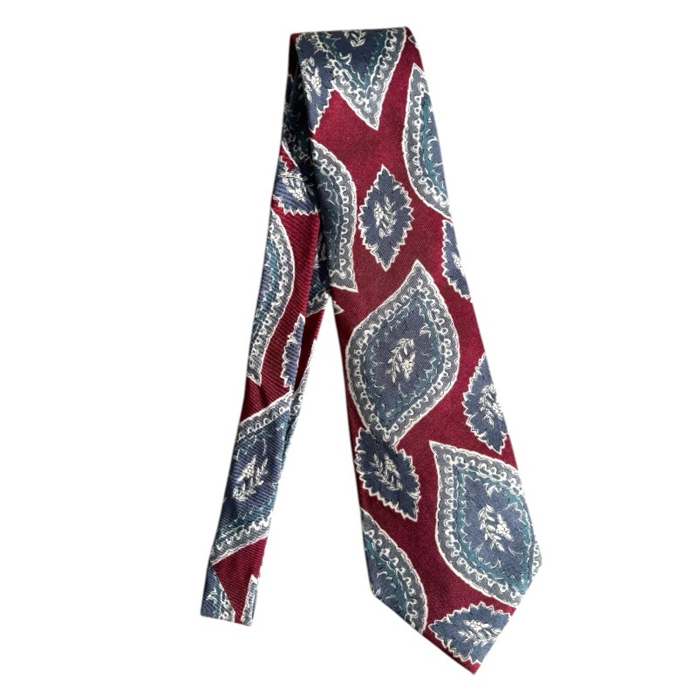 Oscar de la Renta Paisley 100% Silk Tie